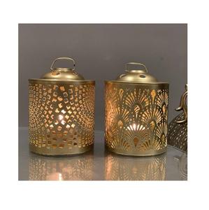 Linterna Colgante Mini Dorada de Primera Calidad para Decoración de Hogar, Jardín, Bodas y Navidad, para Uso en Interiores y Exteriores - Product Image 2