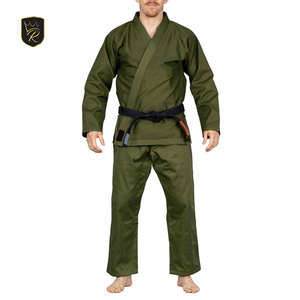 Combinaisons de karaté de haute qualité, légères, avec coutures robustes, uniforme d'arts martiaux idéal pour la pratique quotidienne et une utilisation durable. - Product Image 1