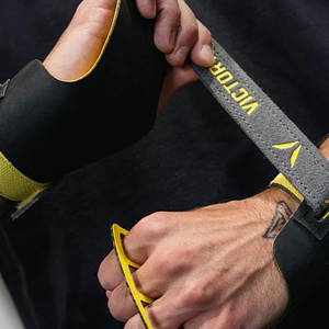 Unisex Leather Hand Grip for Weightlifting Gym Padded Palm Grips for Pull Ups Rows Fitness <b>Training</b> session Gear Supplier - Product Image 6
