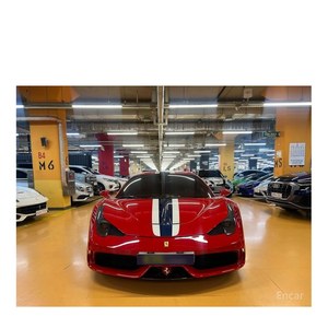 Ferrari 458 Speciale 2014 avec boîte de vitesses automatique, 24 402 km, conduite à gauche - Product Image 2