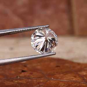 Diamante Redondo Creado en Laboratorio Royal Brilliance de 3.00 -3.10 CT |   Certificado por IGI |   D-F |   VVS2-VS1 |   Piedra Certificada de Lujo - Product Image 2