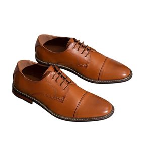 Zapatos de Cuero Genuino Inspirados en Diseñadores para Hombre, Punta Redonda Premium, Fabricante Mayorista OEM, Exportación de Moda al por Mayor - Product Image 2