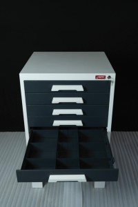 Armoire à outils roulante robuste à 8 tiroirs avec plan de travail |   Stockage d'atelier industriel |   OEM/ODM - Product Image 2