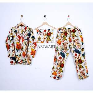 Conjunto de Pijama de Algodón Puro para Mujer, Cuello en V, Largo, Transpirable, Ligero, Suave, Algodón Indio, Estampado Floral Grande, Verano - Product Image 1