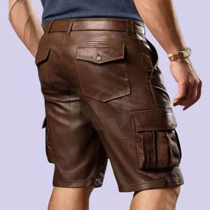 Shorts en cuir doux au toucher pour hommes avec finition durable et design urbain élégant - Product Image 2