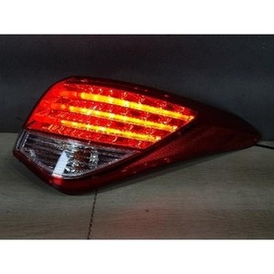 Luz Trasera Derecha Usada i40 924023Z310 - Product Image 3