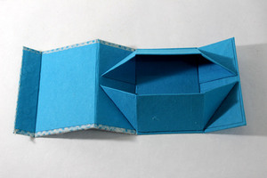 Custom Designed Recycled Lace Paper Folding Gift Packaging <b>Box</b> Handmade Cardboard With Magnet Closure - Product Image 4