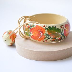 Ensemble de bijoux ethniques élégants pour femmes, artisanat en bambou et en bois, bracelets peints à la main pour tenue culturelle - Product Image 4