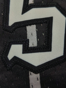 Maillot de basket-ball personnalisé pour hommes, sans manches, en mesh, pour l'entraînement sportif, uniforme d'équipe personnalisé - Product Image 4