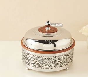 Casserole Minimal Luxe en Argent Poli Effet Miroir – Collection Moderne Métallique pour Buffet et Table à Manger - Product Image 1