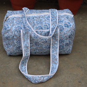 Sac de voyage en coton bleu à fleurs avec fermeture éclair, grande capacité, sac de week-end à bandoulière - Product Image 3