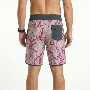 Shorts de bain écologiques pour hommes avec logo sur le devant, séchage rapide, pour la plage et le bord de piscine, confort optimal - Product Image 3