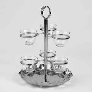 Soporte de Metal Pulido de Dos Niveles con Seis Copas de Vidrio y Base Martillada para Exhibición de Aperitivos y Postres, Suministros para Fiestas y Bodas - Product Image 1