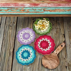 Sous-verre en laine crochetée classique fait main, 5 mm, rond, pour boissons, décoration de table, cadeau écologique, fabriqué au Vietnam - Product Image 1