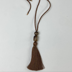 จี้ห้อยพู่หินอาเกตแบบขายส่งสั่งทำได้ ตกแต่งภายในรถยนต์สุดหรูสำหรับงานปาร์ตี้ พู่ไหมทำมือ หินอาเกตลายธรรมชาติ - Product Image 1