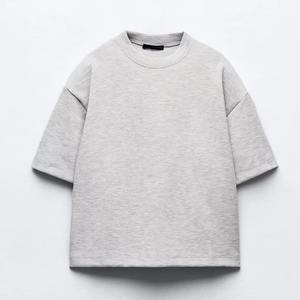 Camiseta de mujer de alta calidad 2026 Fresh Drop, ropa deportiva al por mayor, camiseta informal de manga corta con hombros caídos y corte oversize - Product Image 1