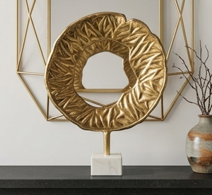 Elegante Escultura de Aluminio Dorado, Figura Moderna Abstracta Artística, Decoración de Mesa Ecológica Hecha a Mano y Duradera para el Salón - Product Image 6