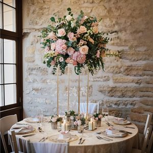 Supporto cilindrico in metallo dorato, colonna espositiva quadrata, porta vaso per decorazioni di matrimoni e feste di compleanno - Product Image 6