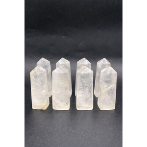 Torre de Cuarzo Natural Pulido de 9 cm, Cristal Transparente para Sanación y Decoración, Decoraciones de Cristal Premium, Categoría de Producto - Product Image 4