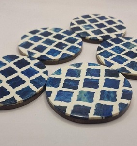 Juego de Posavasos con Incrustaciones de Hueso de ILAHI, Geométricos en Blanco y Negro, Ecológicos, Hechos a Mano, Duraderos, de 4 mm de Grosor, para Mesa de Comedor, Hogar y Hotel - Product Image 3