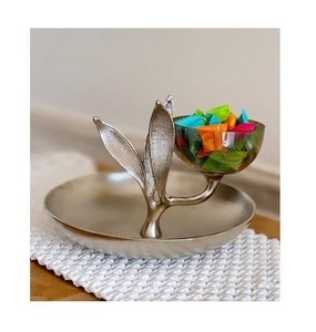 Bol de service au design fantastique en aluminium, couleur or et noir, pour fruits et chocolat, qualité exclusive - Product Image 5