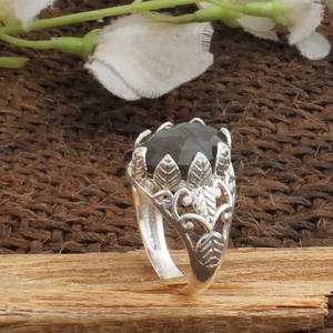 Anillo de Labradorita Azul Fuego Natural con Banda de Plata de Ley 925, Joyería de Piedras Preciosas Hecha a Mano para Mujer, Regalo al por Mayor - Product Image 2