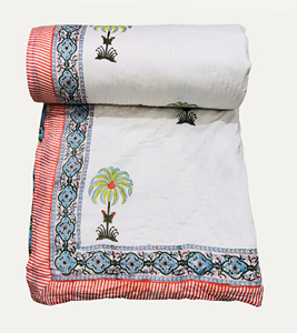 Manta de Algodón Acolchada Tradicional Hecha a Mano con Estampado Floral Azul Marino para Uso en el Hogar en Todas las Estaciones - Product Image 3