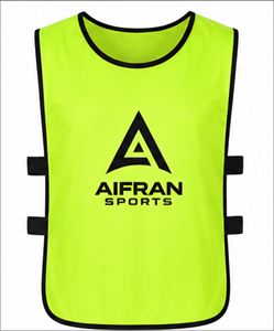 Chaleco de Entrenamiento de Fútbol Verde Brillante, 100% Poliéster, Sin Mangas, con Logotipo Personalizado para Prácticas de Equipo - Product Image 1