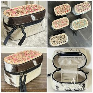 Estuche de Viaje Pequeño para Joyas al por Mayor, Caja Organizadora de Joyería de Cuero Hecha a Mano Personalizada para Almacenamiento y Exhibición de Anillos, Collares y Pendientes - Product Image 1