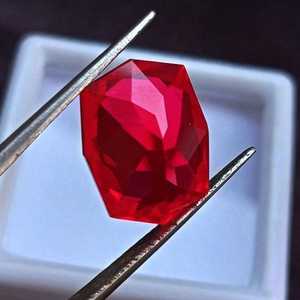 พลอยทับทิมแดงธรรมชาติทรงคุชชั่นจาก Zubeda Gems พลอยหลวมสำหรับเดือนกรกฎาคม คุณภาพพรีเมียม รับรองโดยผู้เชี่ยวชาญจากบุคคลที่สาม - Product Image 4