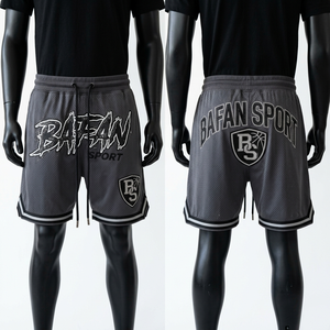 กางเกงบาสเก็ตบอลผ้าตาข่ายโพลีเอสเตอร์ระบายอากาศ 280 GSM สีเทาขอบดำ ปักโลโก้ด้วยความร้อน กางเกงขาสั้นผู้ชาย - Product Image 1