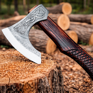 ขวานงานฝีมือเกรดอุตสาหกรรม ใบมีดเหล็กกล้าคาร์บอนสูง ด้ามไม้ ปลอกหนัง รับผลิตตามแบบ OEM - Product Image 2