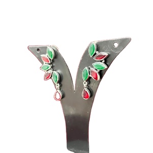 Pendientes Clásicos de Latón Oxidado con Forma de Campana Plateada, Perla de Imitación con Corte de Pera y Engaste de Circonita Azul para Mujer, Regalo de Boda - Product Image 1