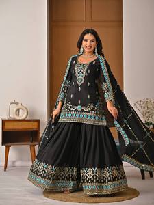 Ensemble Anarkali en soie brodée noire avec pantalon palazzo, tenue de mariage traditionnelle pour femmes, longueur au sol, style indien pakistanais - Product Image 2