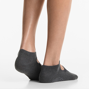 Chaussettes de danse ballerine personnalisées avec logo, antidérapantes, respirantes, pour yoga, chaussettes de sport pour femmes, fabricant de chaussettes au Vietnam - Product Image 3