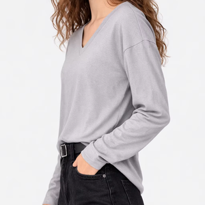 Camiseta de Manga Larga con Cuello en V para Mujer, Transpirable, Ecológica, Antipilling, Informal, Holgada, de Algodón, con Logotipo Personalizado OEM - Product Image 1