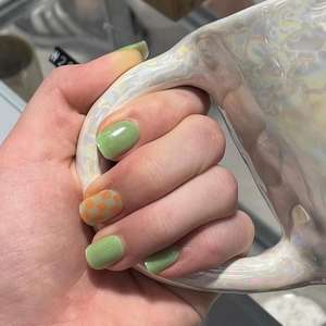 Autocollants pour ongles en gel semi-durcis de qualité salon 100% réels coréens, vegan, sans cruauté, non toxiques, vente en gros - Product Image 4