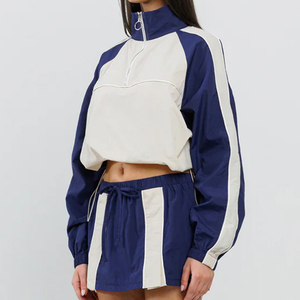 Ensemble deux pièces décontracté pour femme, coupe-vent en nylon uni avec fermeture éclair et short, idéal pour l'entraînement et les loisirs, avec blocs de couleur, personnalisable - Product Image 3