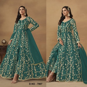 Anarkali élégant semi-cousu dans un filet papillon avec dos entièrement brodé, parfait pour les mariages et les occasions - Product Image 2