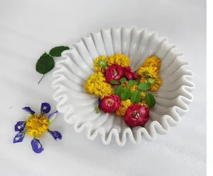 Recipiente de Servir de Mármol con Forma de Flor, Decoración Contemporánea para el Hogar, 100% Hecho a Mano, Exportaciones Indias Internacionales - Product Image 1