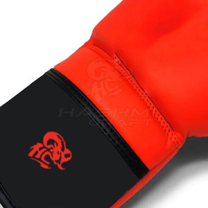 Equipo de Entrenamiento Profesional, Guantes de Sparring con Cordones, Acolchado Suave, Diseño Transpirable para Atletas y Luchadores - Product Image 5