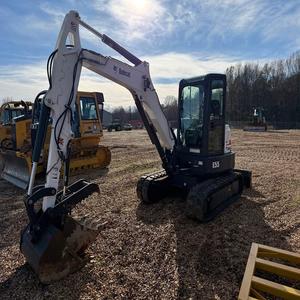 Excavadora Bobcat E55 de Alta Calidad, Compacta, con Motor Potente, Sistema Hidráulico y Rendimiento Duradero para la Construcción - Product Image 3