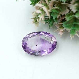 Pierre précieuse améthyste naturelle de forme ovale, 26,20 carats, pierre non montée - Product Image 1