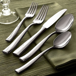 Juego de Cubiertos de Lujo Aurora, Cubertería de Acero Inoxidable Premium para Hoteles Boutique, Restaurantes y Banquetes - Product Image 1