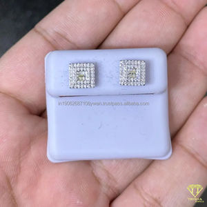 Boucles d'oreilles élégantes en forme de grappe carrée plaquée or blanc Cadeau de fête de mariage de luxe Bijoux à la mode Moissanite GIA - Product Image 3