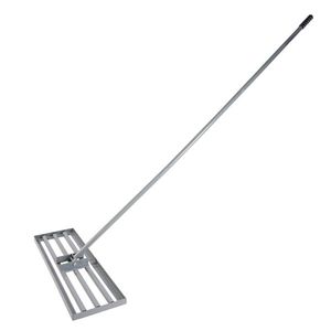 Râteau de nivellement de pelouse robuste à long manche de 79,5 cm pour jardin, terrain de golf, nivellement de compost et de sable – Outil polyvalent et robuste - Product Image 1