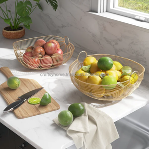 Grand panier de rangement rond en fil métallique doré fait à la main Bol à fruits élégant pour la décoration intérieure et l'artisanat naturel poli - Product Image 6