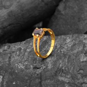 Anillo de Cuarzo Ahumado con Corte Esmeralda, Plata de Ley 925, Chapado en Oro Vermeil de 14K, Anillo de Cóctel Elegante, Regalo para Mujer - Product Image 3