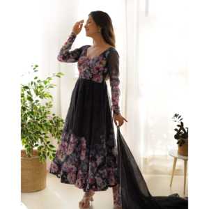 ชุดอานาร์กาลี รามา ไซส์ XS น้ำหนัก 900 กรัม โดย Aayna Clothing - Product Image 2