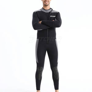 Ensemble de rashguards d'entraînement athlétique pour hommes, vêtements de sport respirants et performants, tenue de fitness - Product Image 3